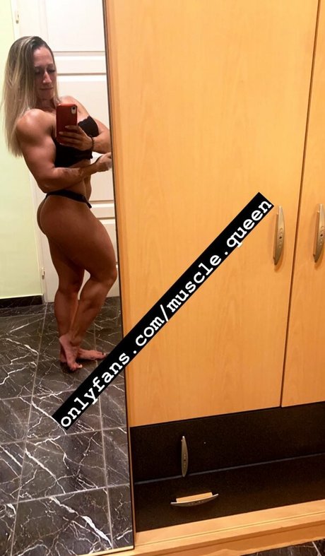 Reni Gendur Bilder OnlyFans