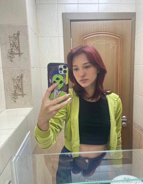 littlewetgirl OnlyFans Leak Pornografie