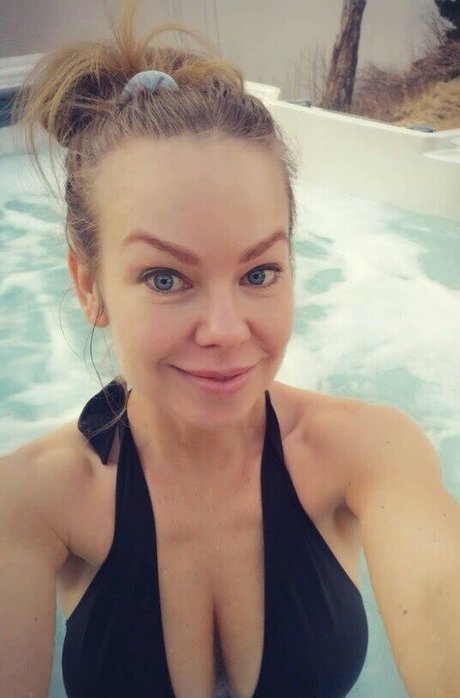 marineste OnlyFans geleakte Brüste