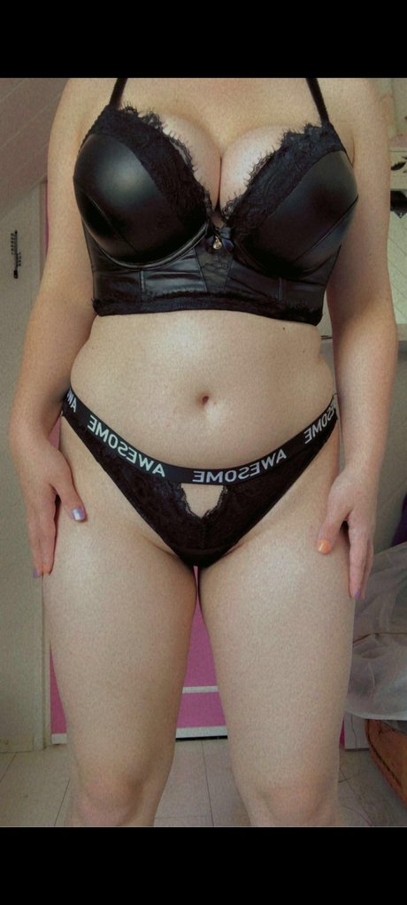 Sina Nackt OnlyFans Porn