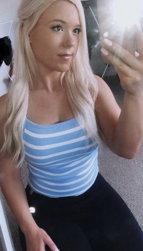 KimJade999 Leaked OnlyFans Sex