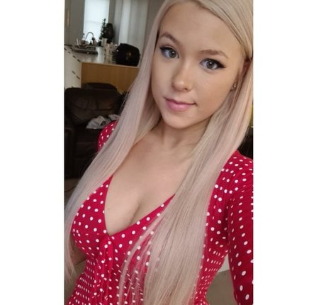 KimJade999 OnlyFans Model Bilder