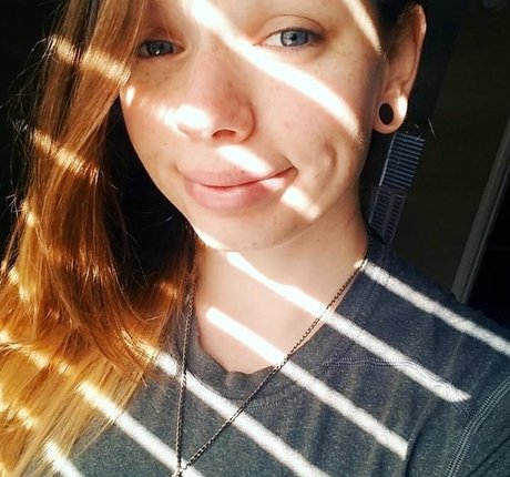 Gabby Swears OnlyFans Inhaltstyp