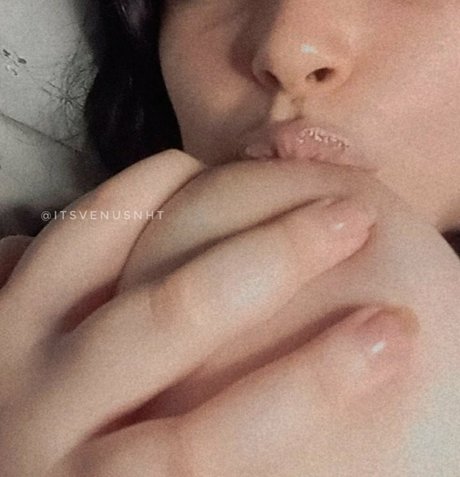 Gi Martin OnlyFans Model Bilder