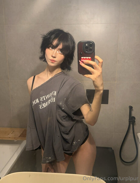 urplpur Leaks von OnlyFans