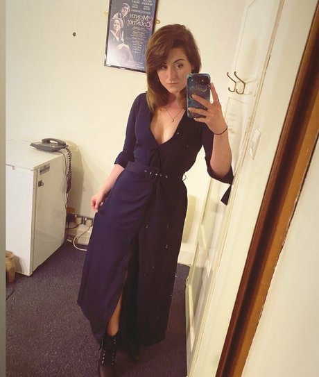 Rebecca Gilliland OnlyFans Gratis