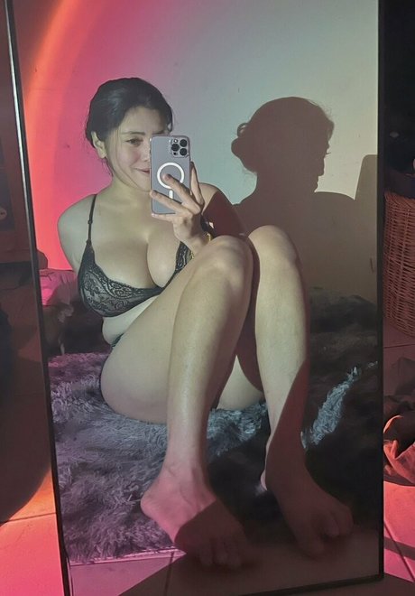 Aungsumalyn Nacktbilder geleakt OnlyFans