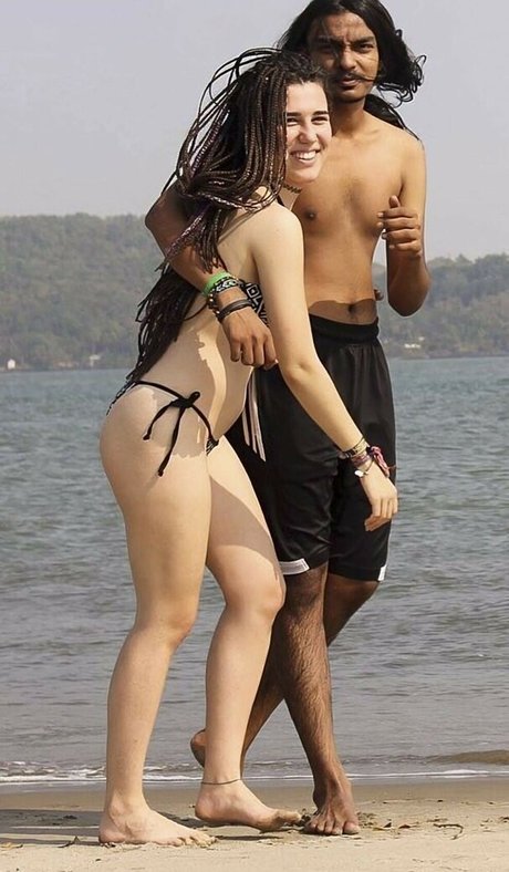 Aysegul Akyuz OnlyFans-Model