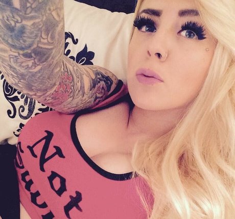 SJ Valenz Oben ohne OnlyFans