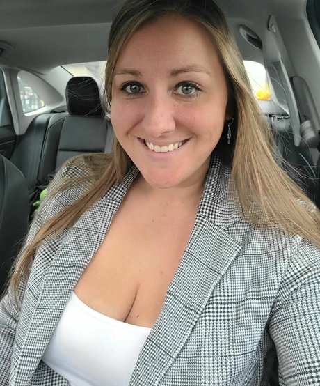 Caityy Cakesss Nacktbilder von OnlyFans geleakt