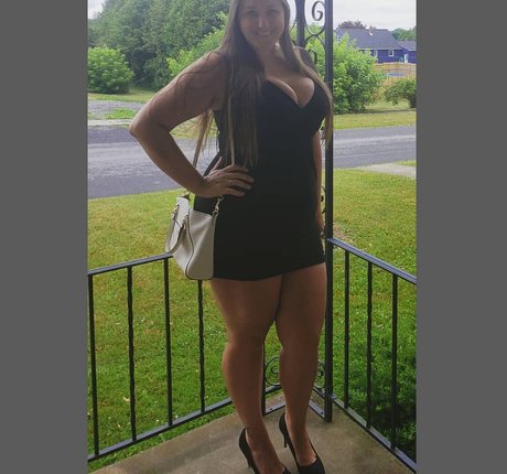 Caityy Cakesss OnlyFans Nacktbilder