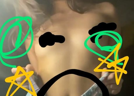 Moonblitz Asmr Leak von OnlyFans Pornografie