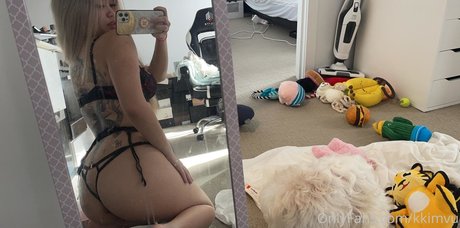 kkimvu Neuer OnlyFans Leak