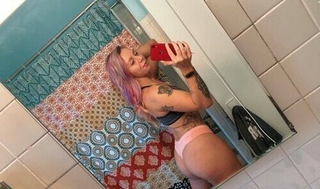 AEW Laynie Luck OnlyFans NSFW