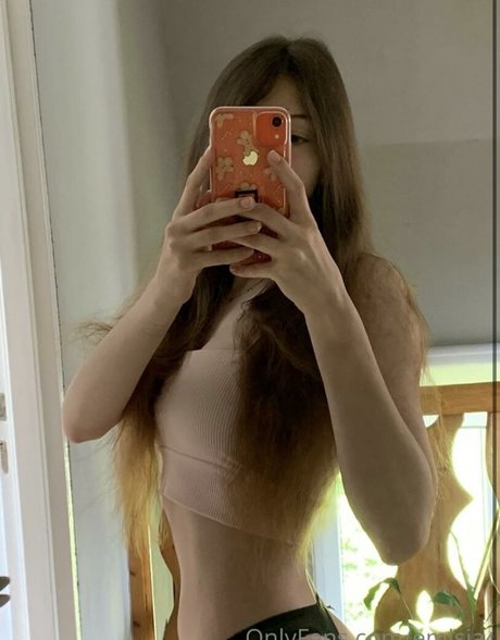 Emisia4 NSFW OnlyFans