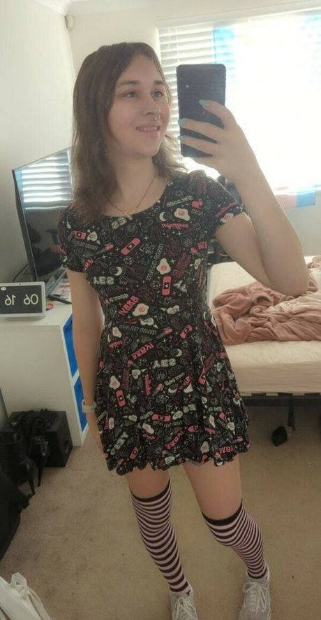 NeonRosa OnlyFans Pornografie gratis