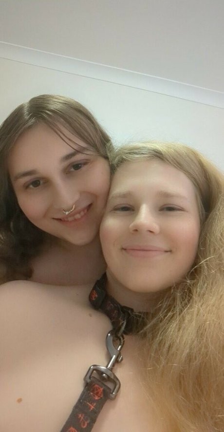 NeonRosa OnlyFans-Sex