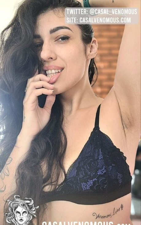 casal venomous OnlyFans Brüste Bild