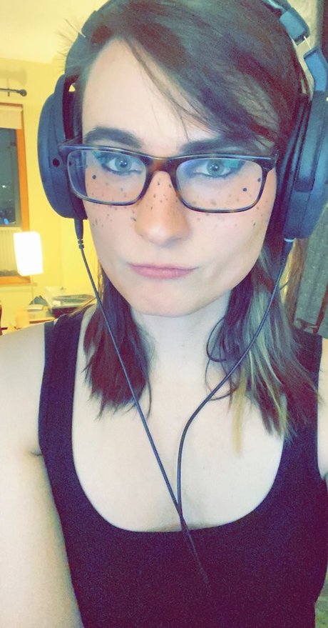 Ava Shade Nacktbilder-Leaks von OnlyFans