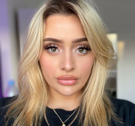 Eleanor Evans Nacktbilder von OnlyFans