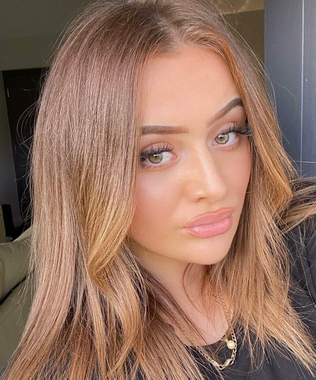 Eleanor Evans OnlyFans XXX