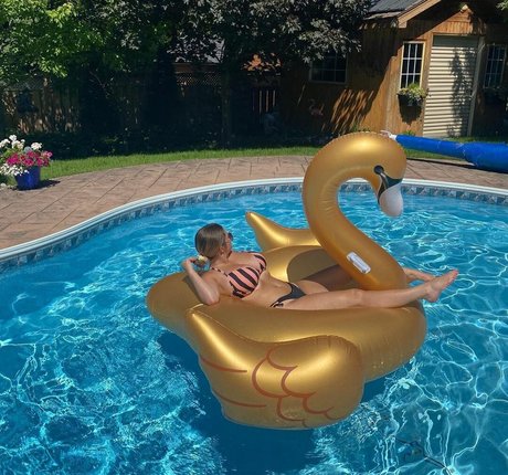 Paige F Heiße OnlyFans Inhalte