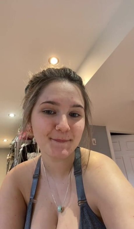 Paige F Nackt auf OnlyFans