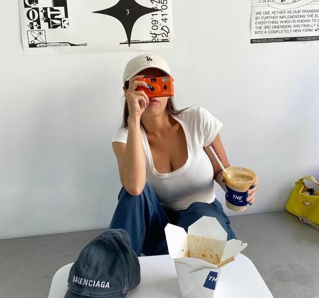 Chen OnlyFans Nackt Content