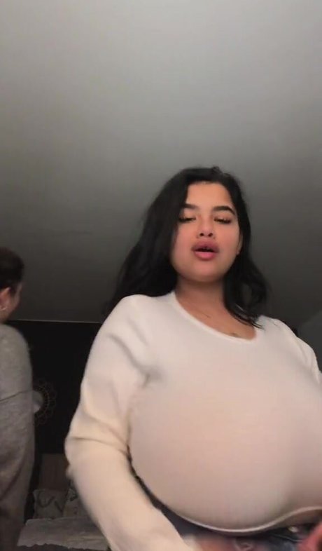 Melannia OnlyFans Lesbisch