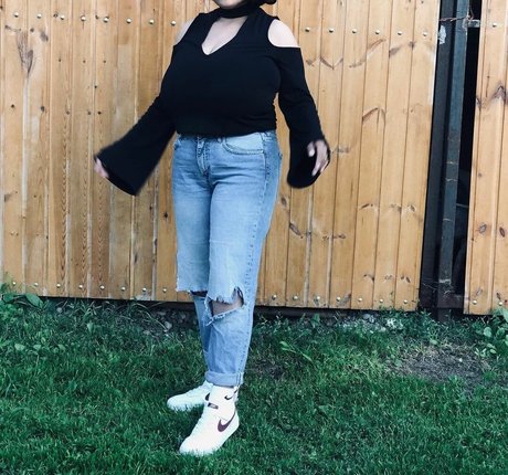 Melannia Leaks von Nacktbildern auf OnlyFans