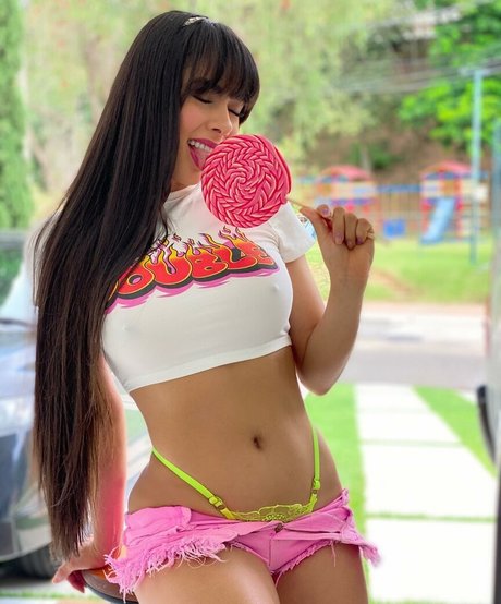 Juliana Caetano NurlyFans-Pornoleaks