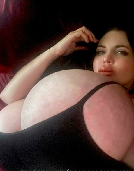 Foxy Menagerie Verre OnlyFans Bilder