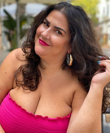 Caliope Nacktbilder von OnlyFans geleakt