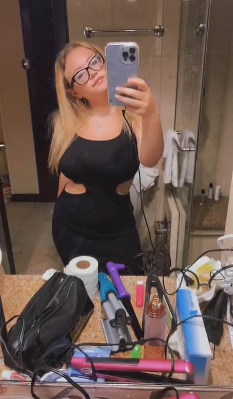 Harley Stein Nacktbilder-Leaks von OnlyFans