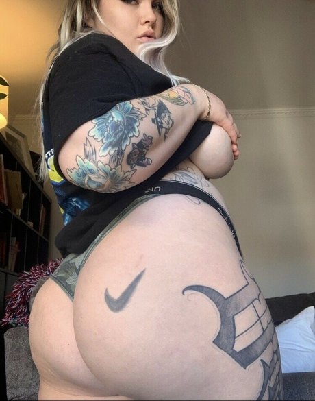 Rowdy Bands OnlyFans Pornografie gratis