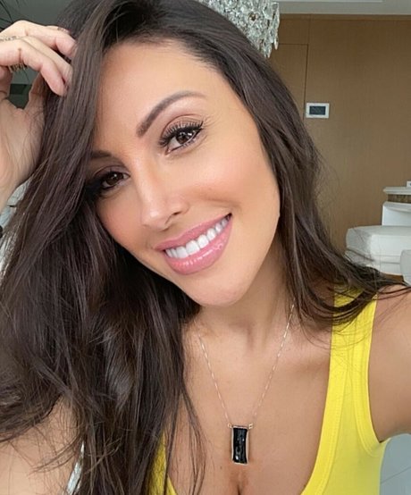 Roberta Carbonari Muzy Leaks von OnlyFans