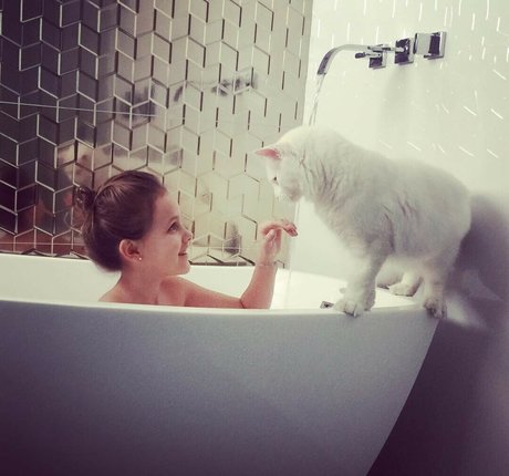 Roberta Carbonari Muzy Porn OnlyFans Leak