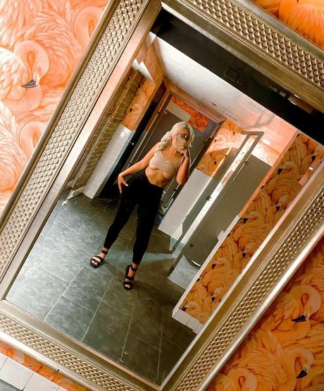 bikini onlyfans kostenloser Sex Medien