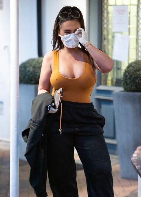 Lauren Rose Goodger OnlyFans Bilder