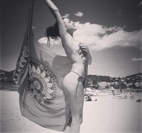 Samira Jalil OnlyFans Fotos