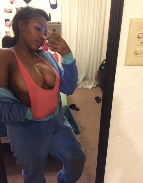 OG Leah Swanky_ OnlyFans Nackt Content