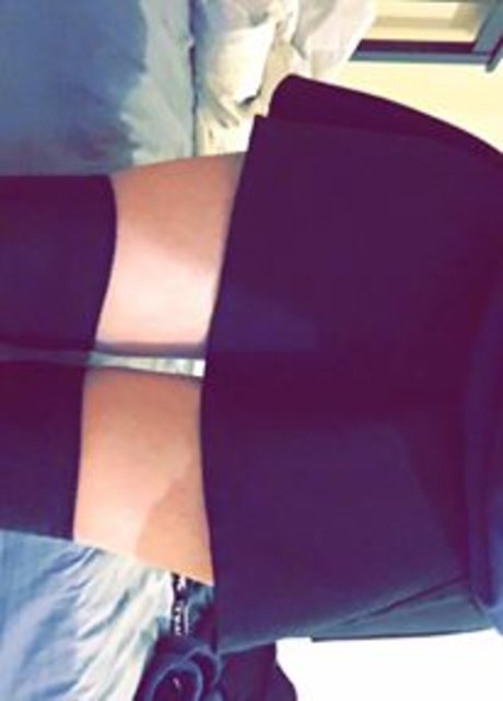 Hentai Waifu Leaks von OnlyFans