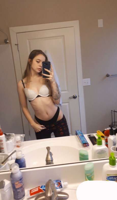 Alildore OnlyFans-Bilder