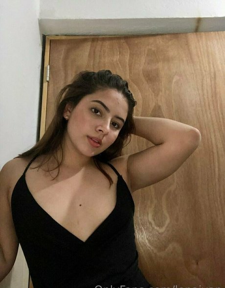 Lenaivan Nackt auf OnlyFans