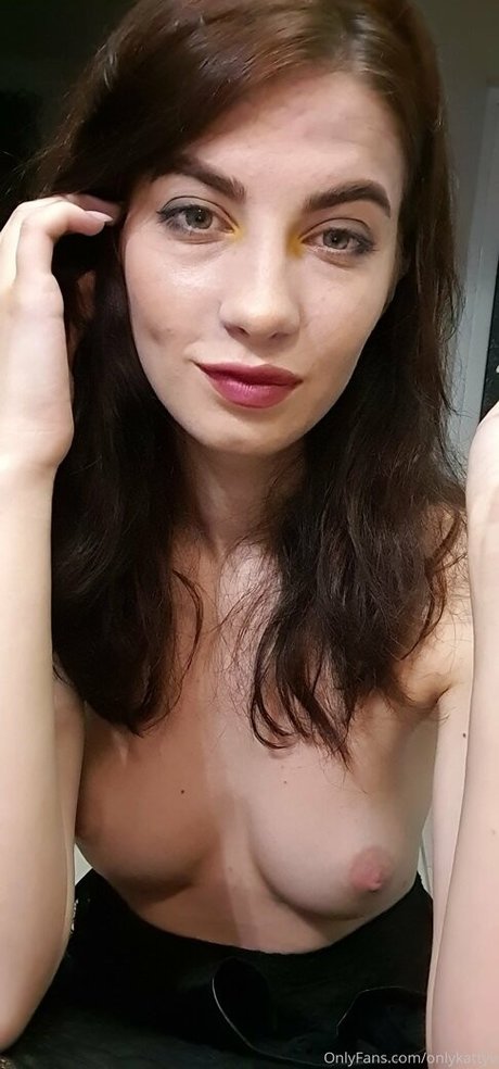 onlykattyv Nacktbilder geleakt OnlyFans Nacktporno