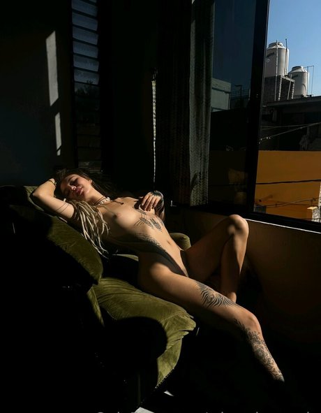 Poppie Nacktbilder von OnlyFans geleakt