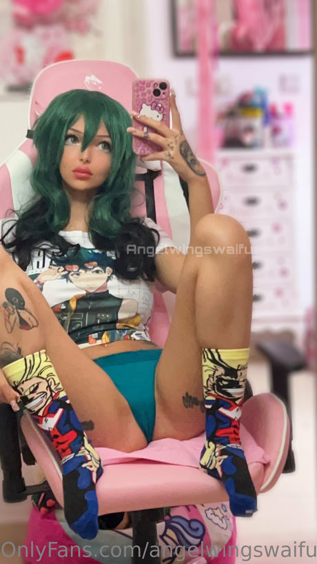 Angel Wings Waifu Nacktbilder von OnlyFans