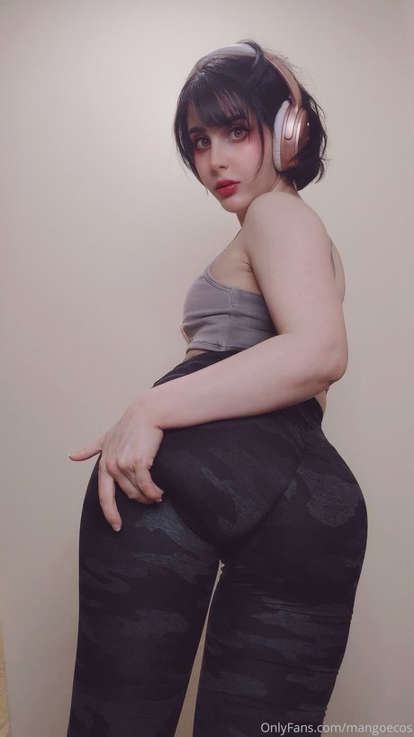 Mangoecos Nacktpornos von OnlyFans geleakt