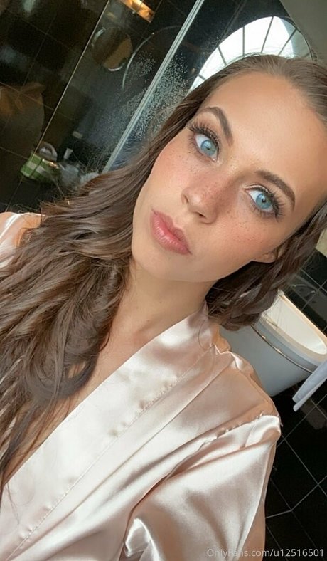 Explore with SARA OnlyFans Beiträge