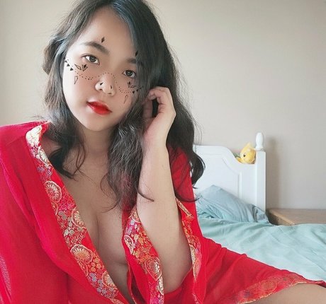 Cee cee24 OnlyFans Model Bilder